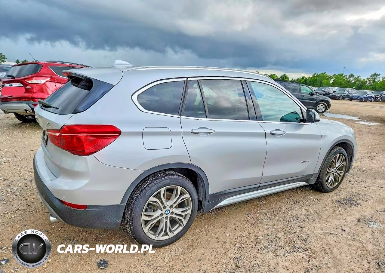 2017 BMW X1 xDrive28I VIN:WBXHT3Z34H4A57871 - 3