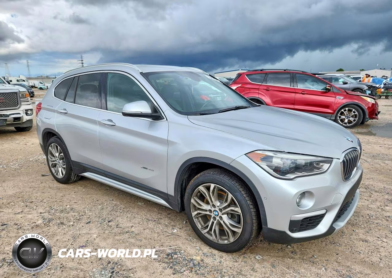 2017 BMW X1 xDrive28I VIN:WBXHT3Z34H4A57871 - 4