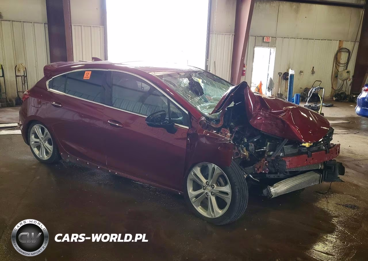 2017 Chevrolet Cruze Premier VIN:3G1BF6SMXHS588156 - 4