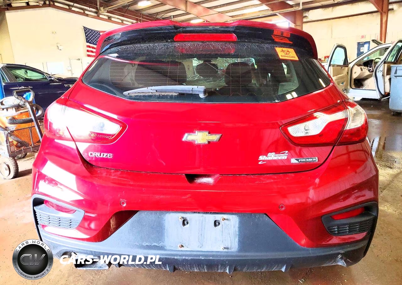 2017 Chevrolet Cruze Premier VIN:3G1BF6SMXHS588156 - 6