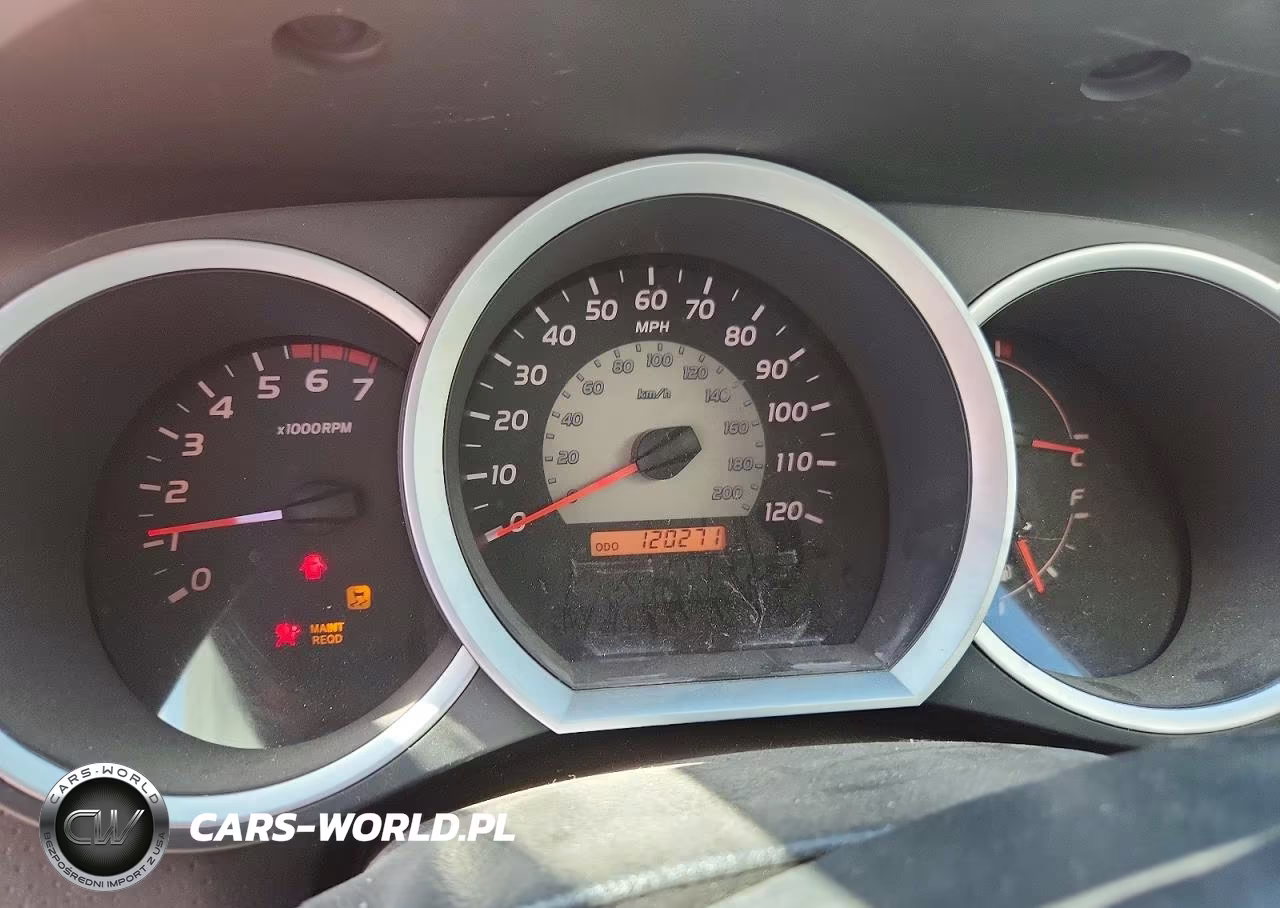 2011 Toyota Tacoma Access Cab VIN:5TFTX4CN8BX004590 - 9