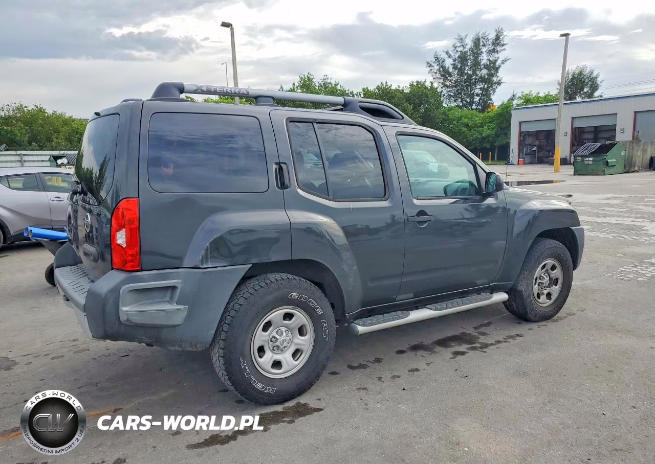 2011 Nissan Xterra X VIN:5N1AN0NW3BC516143 - 3
