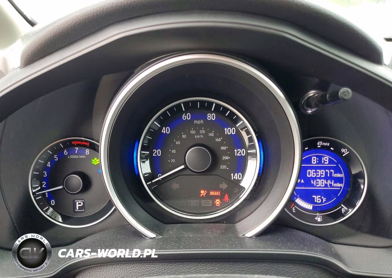 HONDA FIT VIN:3HGGK5H59HM703872 - 9