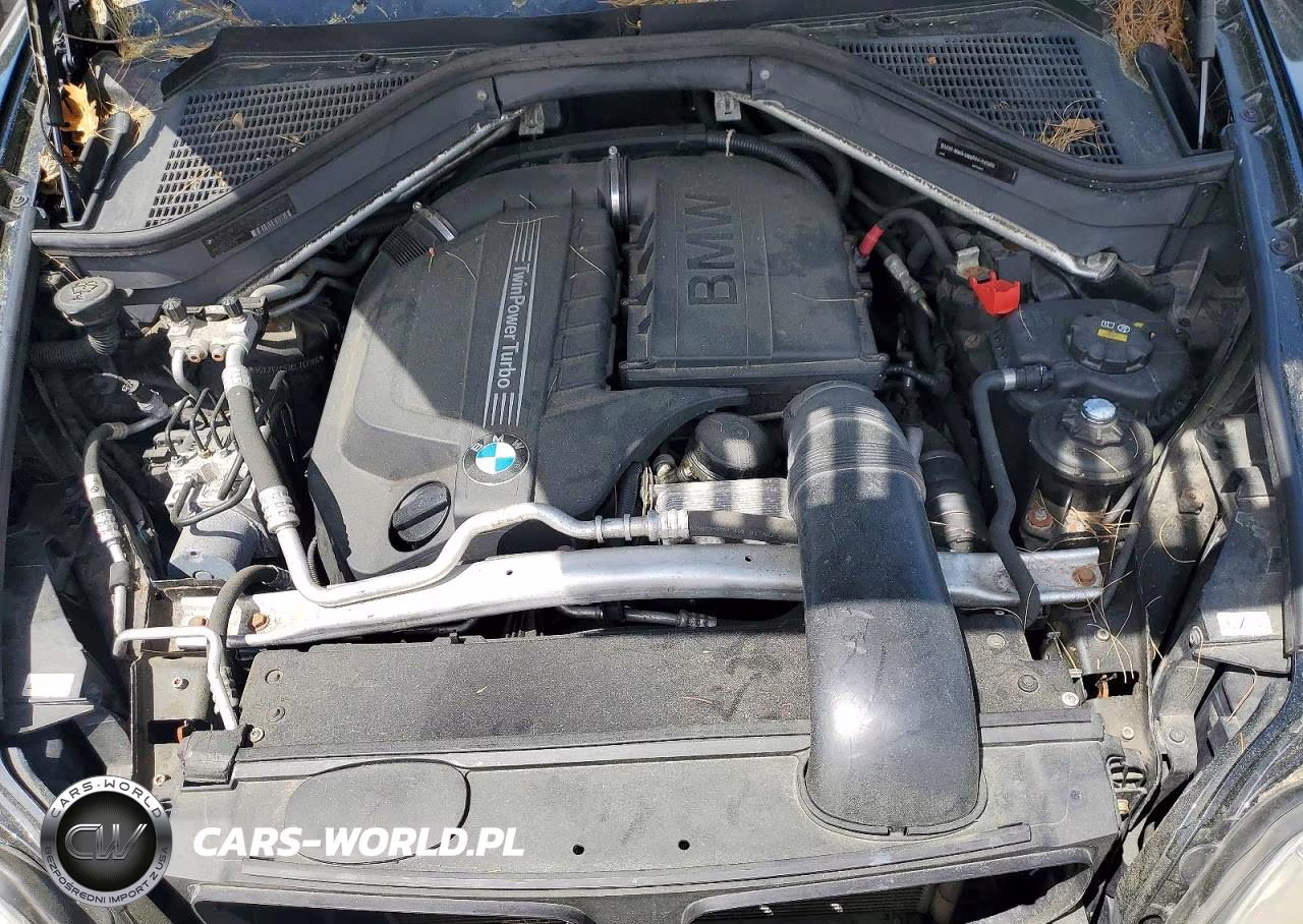 2012 BMW X5 xDrive35I VIN:5UXZV4C53CL747388 - 12