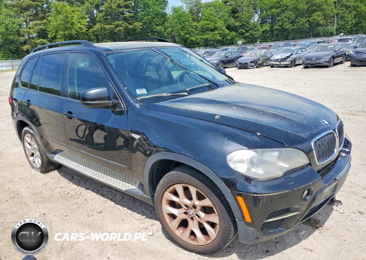 2012 BMW X5 xDrive35I VIN:5UXZV4C53CL747388 - 4