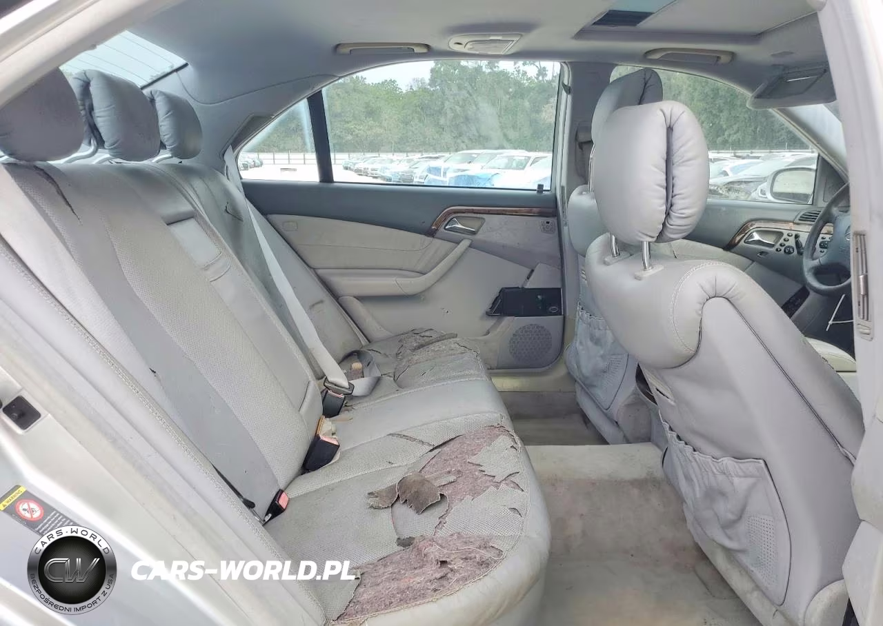 2000 Mercedes-Benz S 500 VIN:WDBNG75J9YA133730 - 10