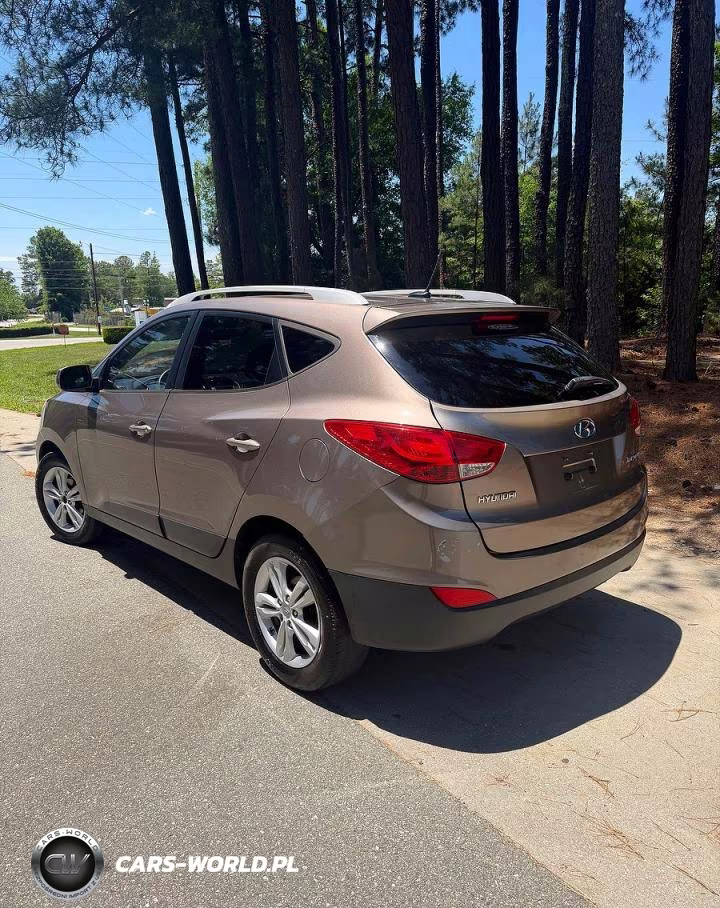 2010 Hyundai Tucson Gls VIN:KM8JU3AC9AU040098 - 3
