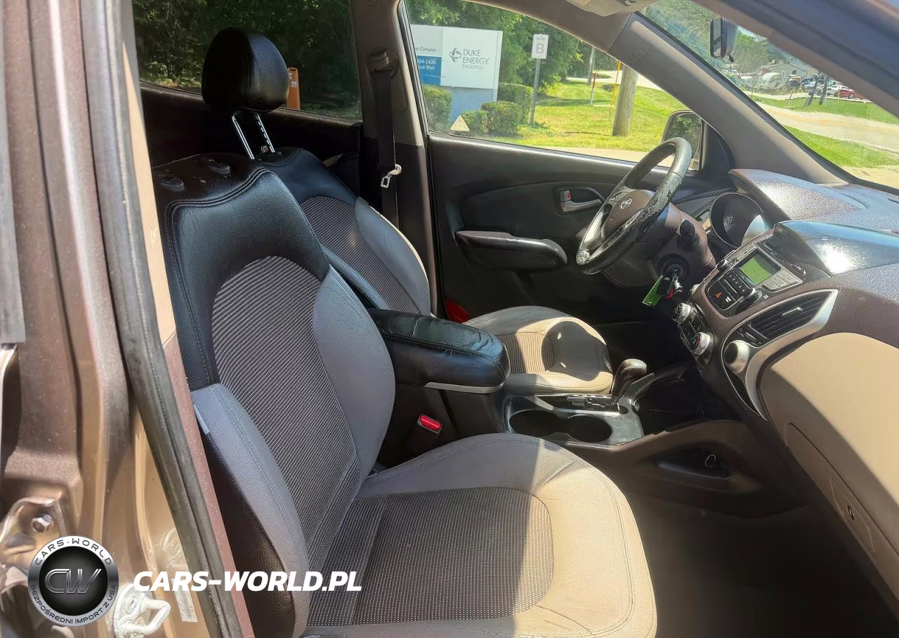2010 Hyundai Tucson Gls VIN:KM8JU3AC9AU040098 - 5