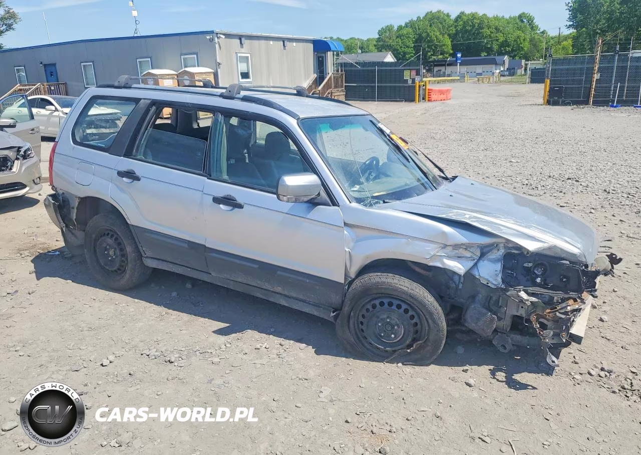 2005 Subaru Forester 2.5X VIN:JF1SG636X5G751893 - 4