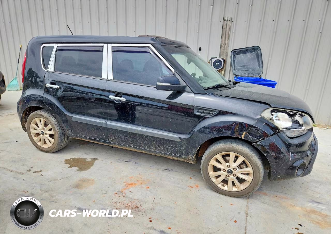 2013 Kia Soul + VIN:KNDJT2A68D7506330 - 4