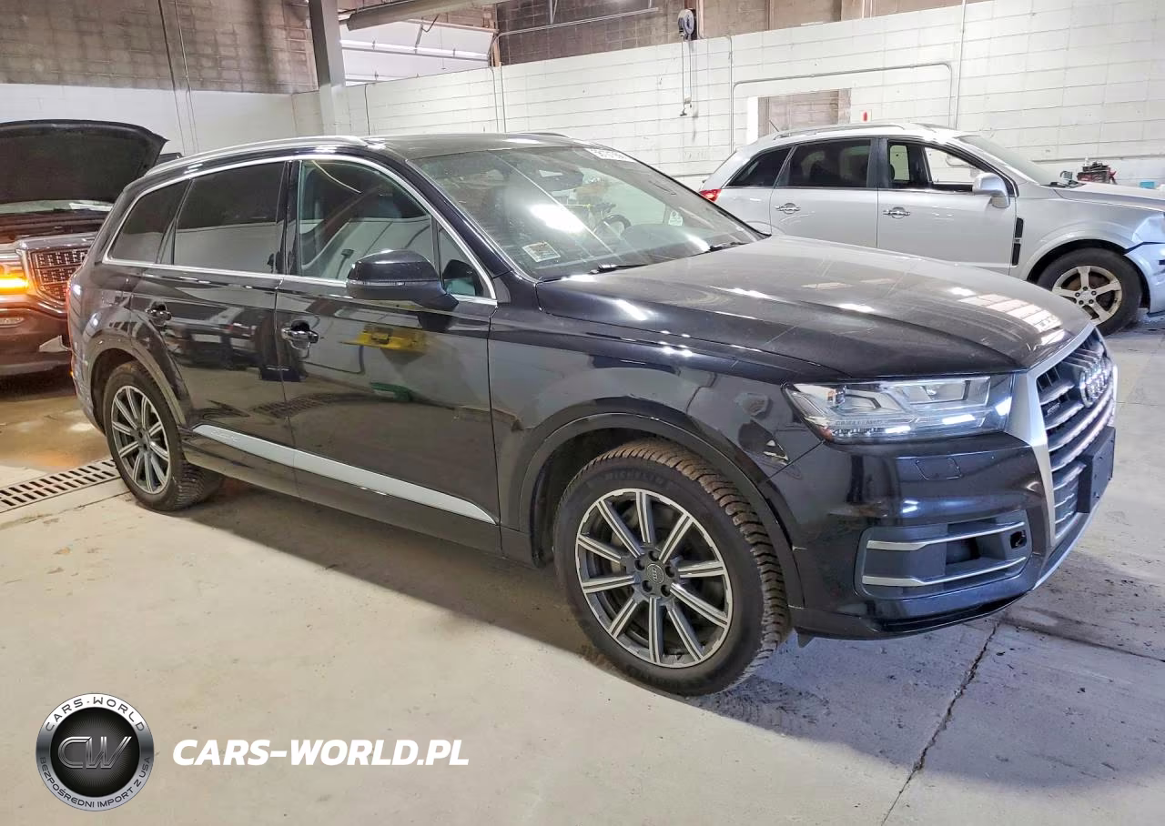 2018 Audi Q7 Premium Plus VIN:WA1LAAF75JD006708 - 4
