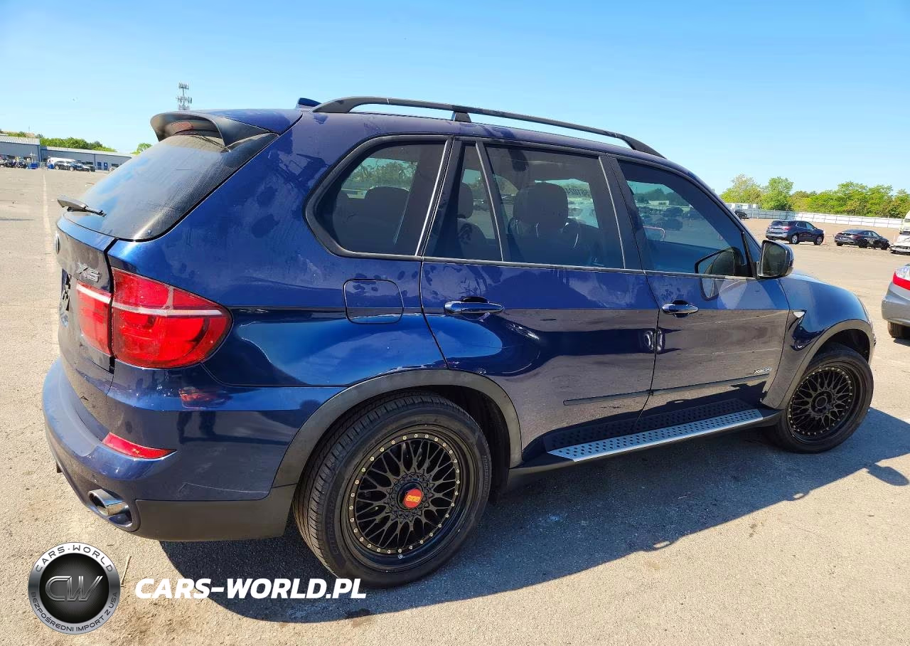2012 BMW X5 xDrive35I VIN:5UXZV4C51CL751844 - 3