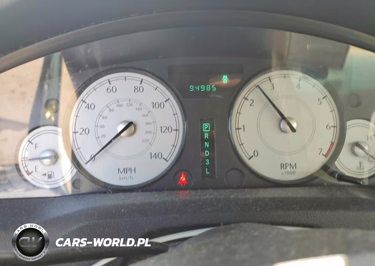 2005 Chrysler 300 Touring VIN:2C3JA53G95H131703 - 9