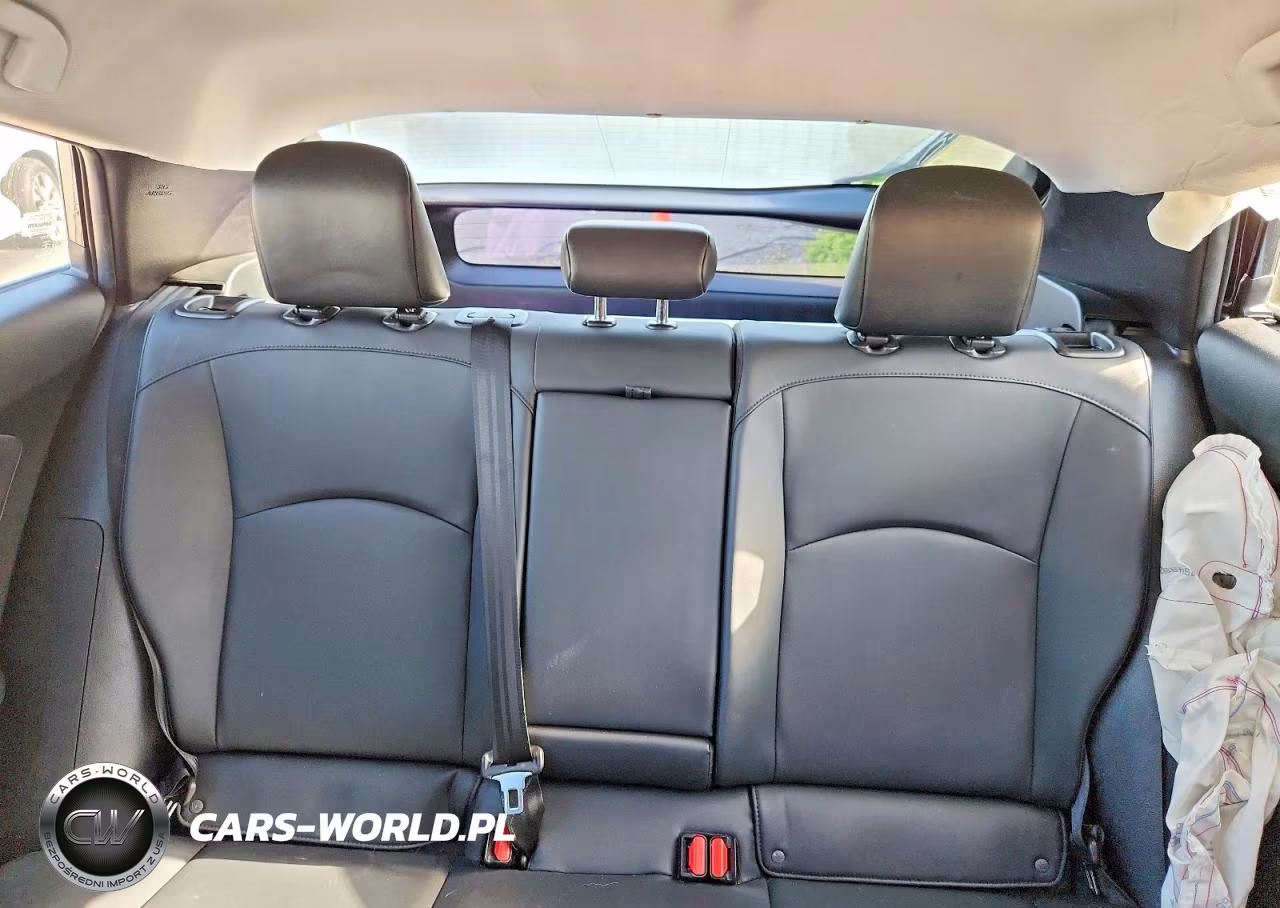 2021 Toyota Prius Xle VIN:JTDKAMFU3M3141205 - 10