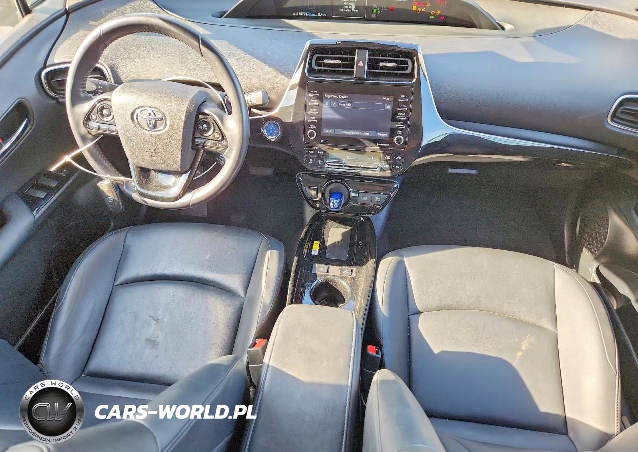 2021 Toyota Prius Xle VIN:JTDKAMFU3M3141205 - 8