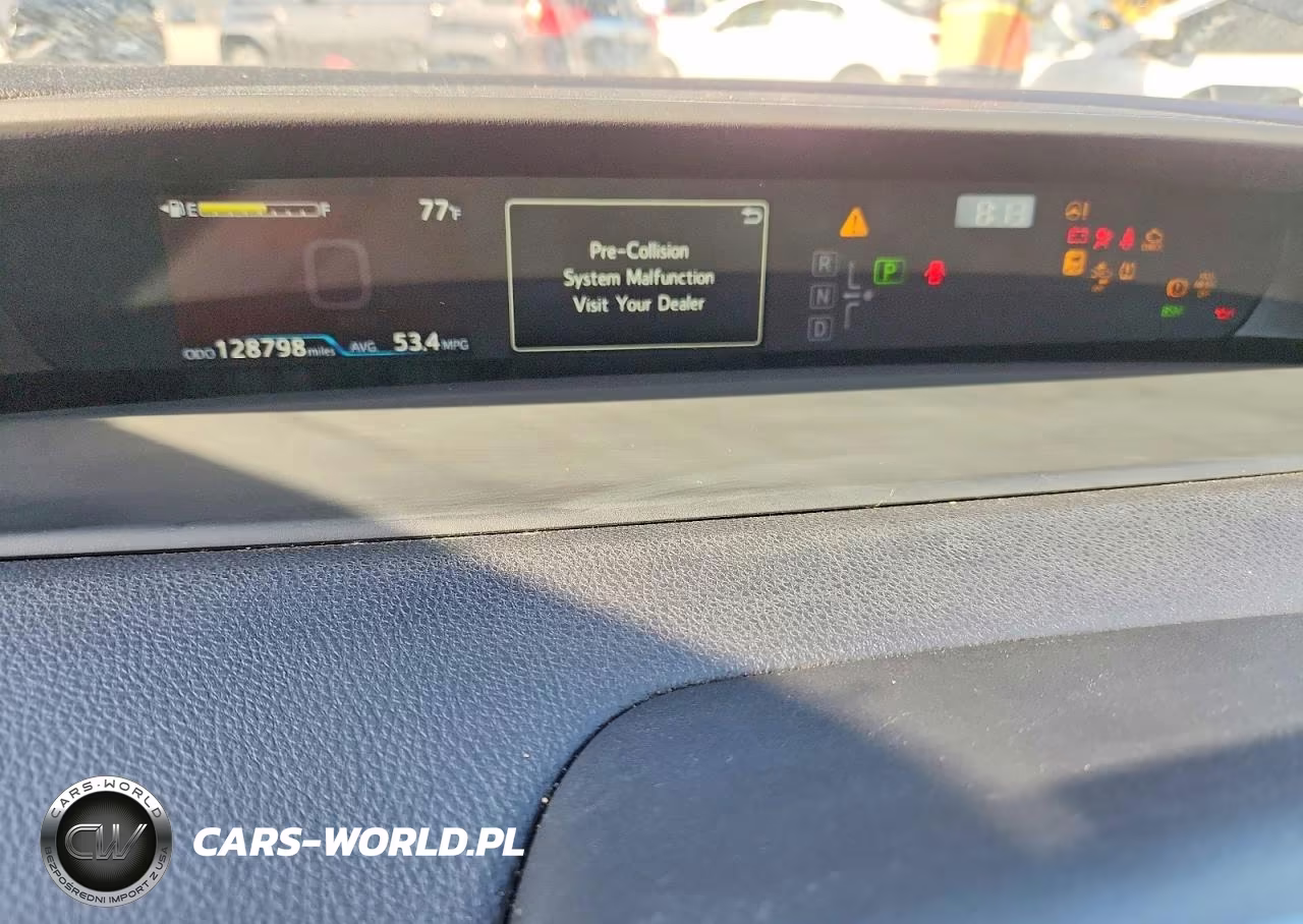2021 Toyota Prius Xle VIN:JTDKAMFU3M3141205 - 9