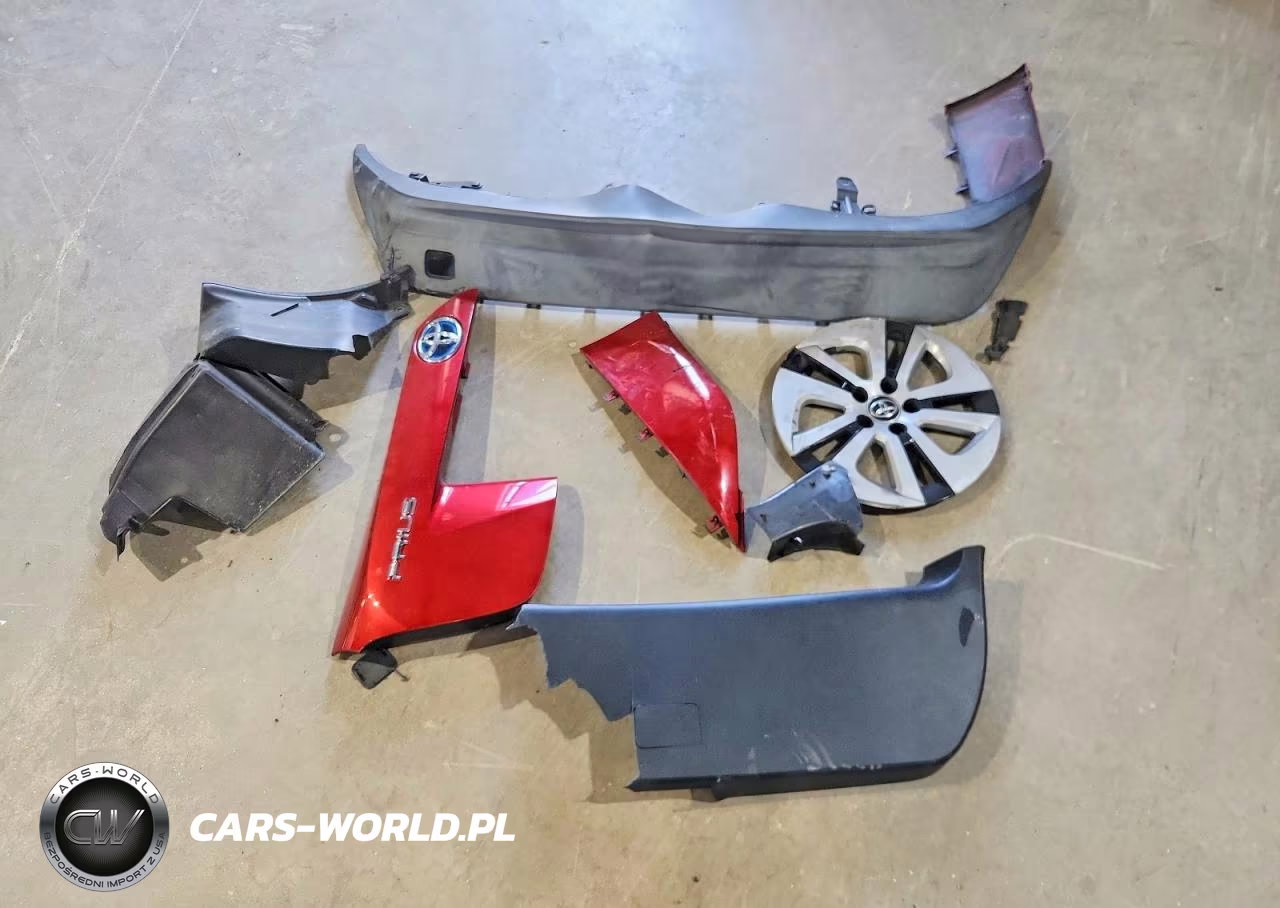 2018 Toyota Prius Two VIN:JTDKBRFU1J3066879 - 12