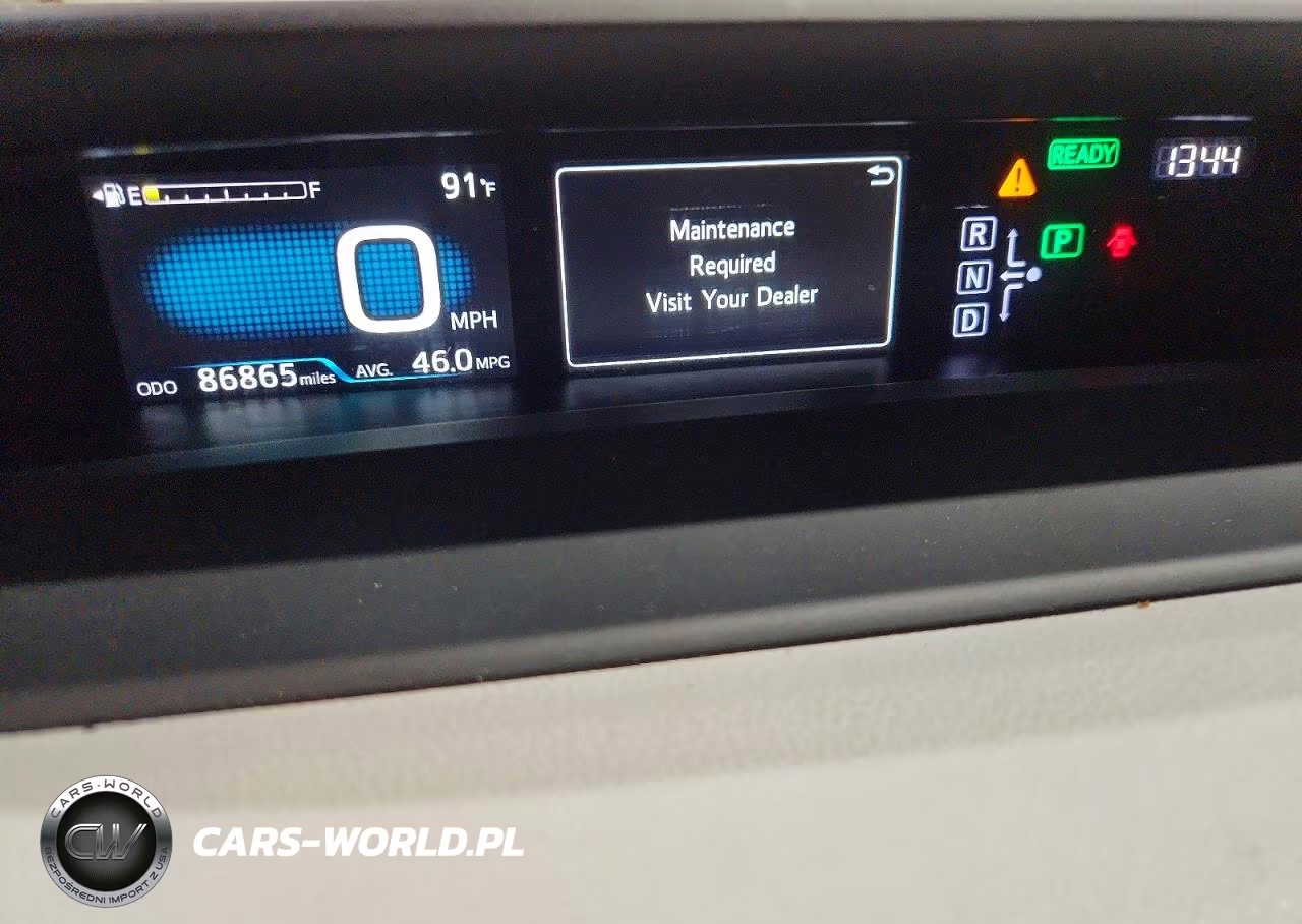 2018 Toyota Prius Two VIN:JTDKBRFU1J3066879 - 9