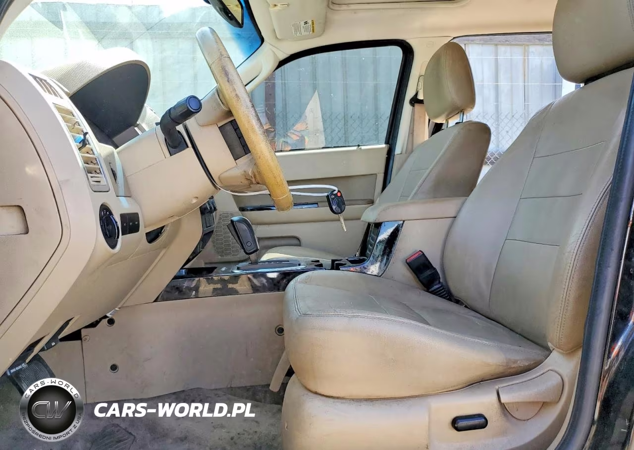2010 Ford Escape Limited VIN:1FMCU0EG4AKA46200 - 7
