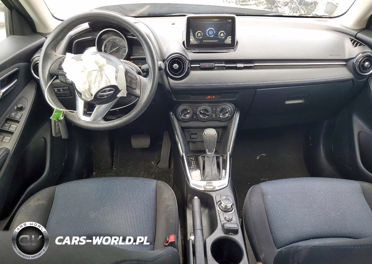 2016 Scion Ia Base VIN:3MYDLBZV6GY120860 - 8