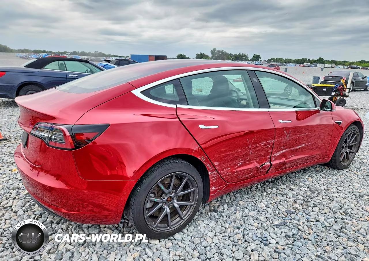2019 Tesla Model 3 VIN:5YJ3E1EA9KF308357 - 3