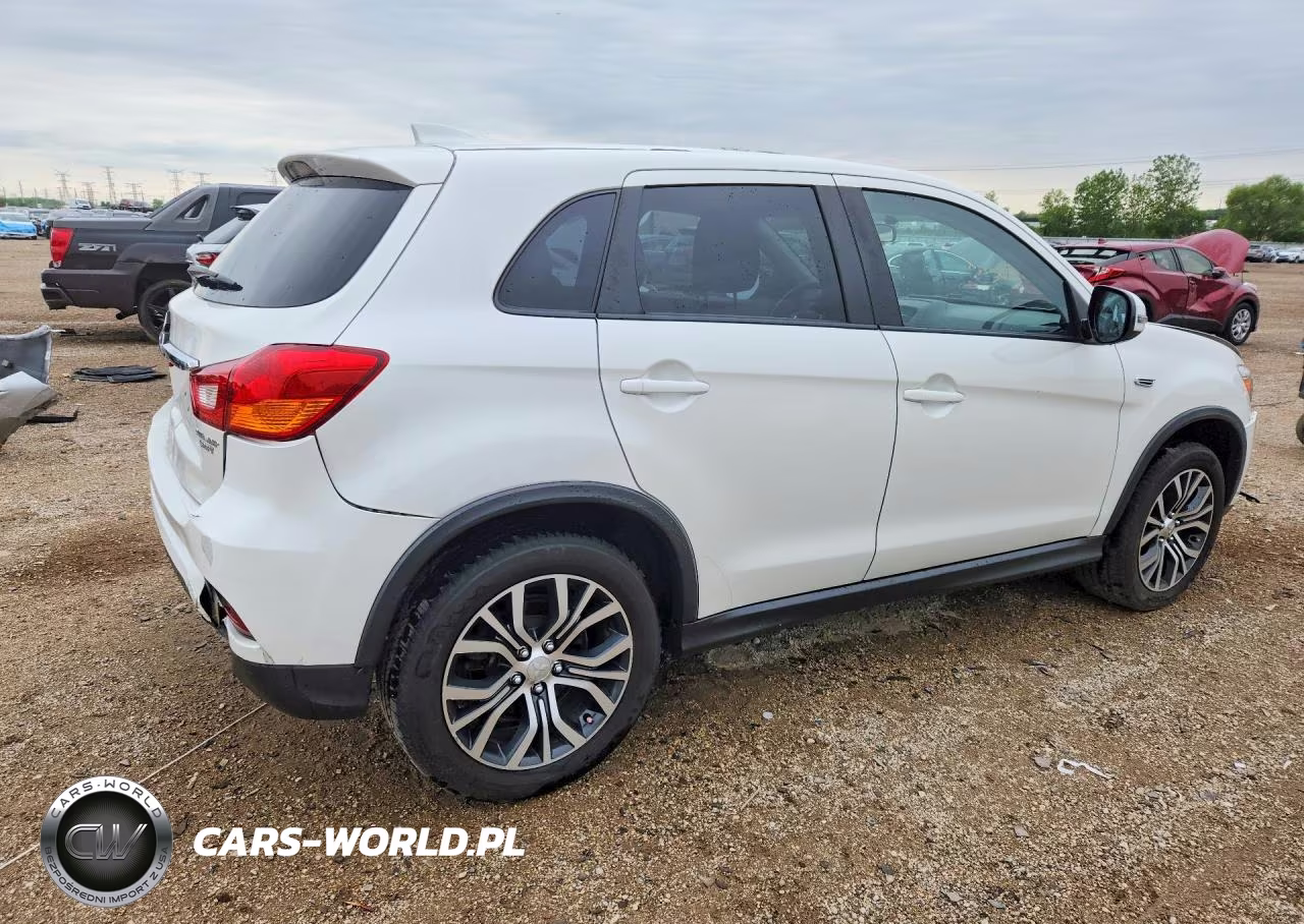 2018 Mitsubishi Outlander Sport Es VIN:JA4AP3AU0JU022734 - 3