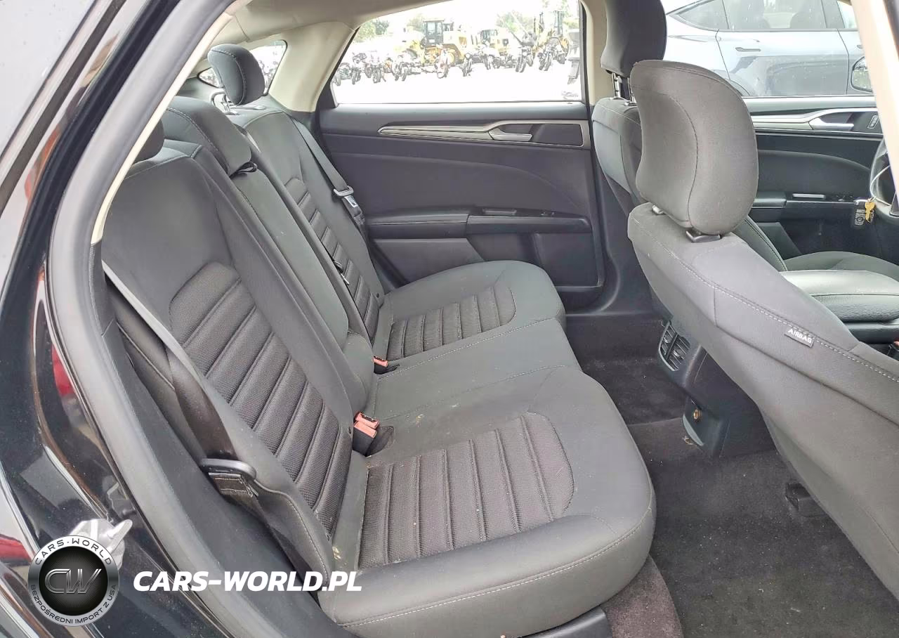 FORD FUSION SE VIN:3FA6P0HD7HR293863 - 10
