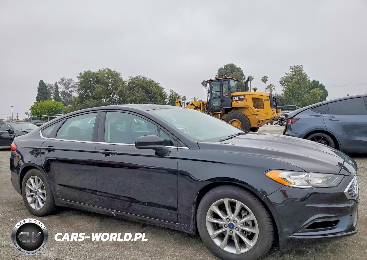 FORD FUSION SE VIN:3FA6P0HD7HR293863 - 4