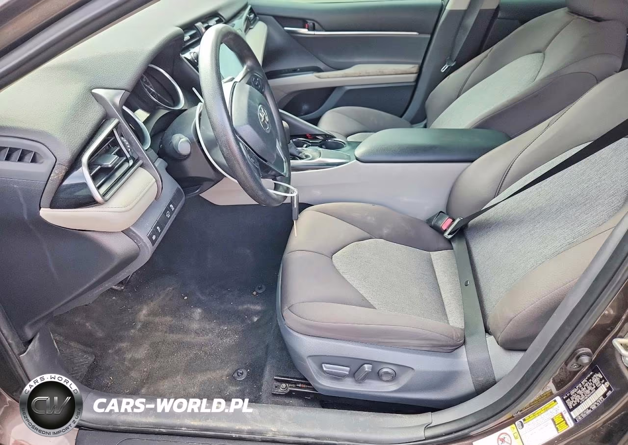 2019 Toyota Camry Le VIN:4T1B11HK7KU248920 - 7