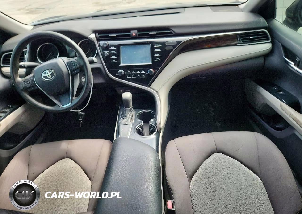 2019 Toyota Camry Le VIN:4T1B11HK7KU248920 - 8