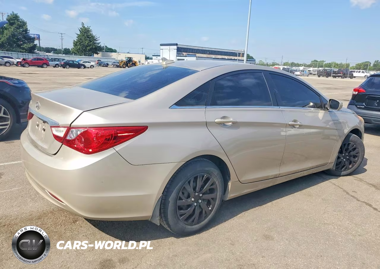 2011 Hyundai Sonata Gls VIN:5NPEB4AC2BH096588 - 3