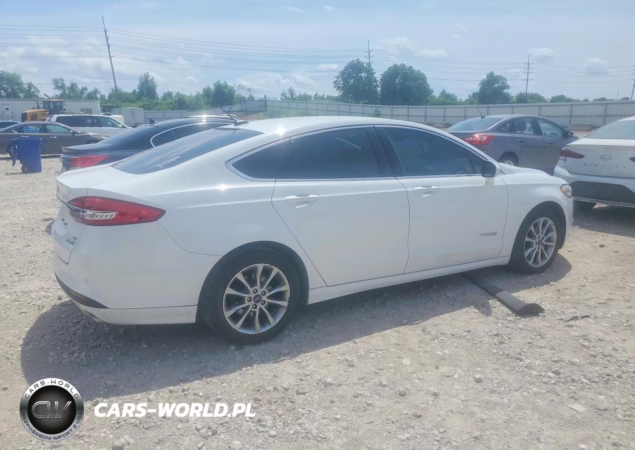 2017 Ford Fusion Se Hybrid VIN:3FA6P0LU4HR409740 - 3