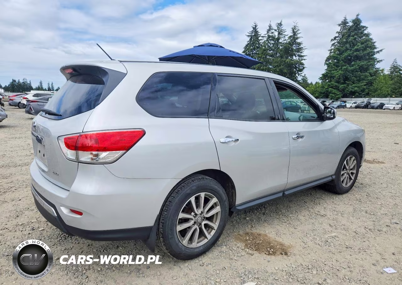 2014 Nissan Pathfinder S VIN:5N1AR2MMXEC692997 - 3