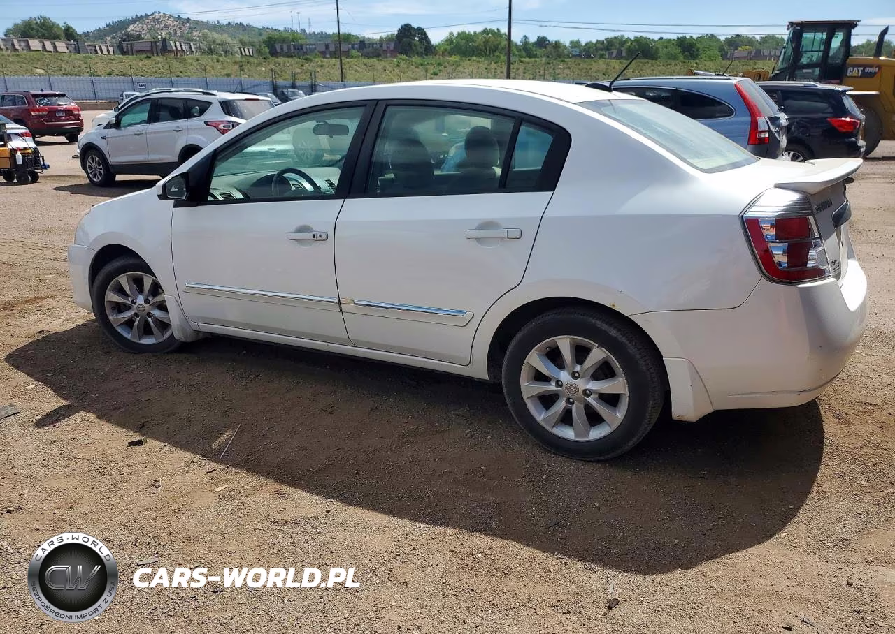 2012 Nissan Sentra 2.0 VIN:3N1AB6AP9CL615590 - 2