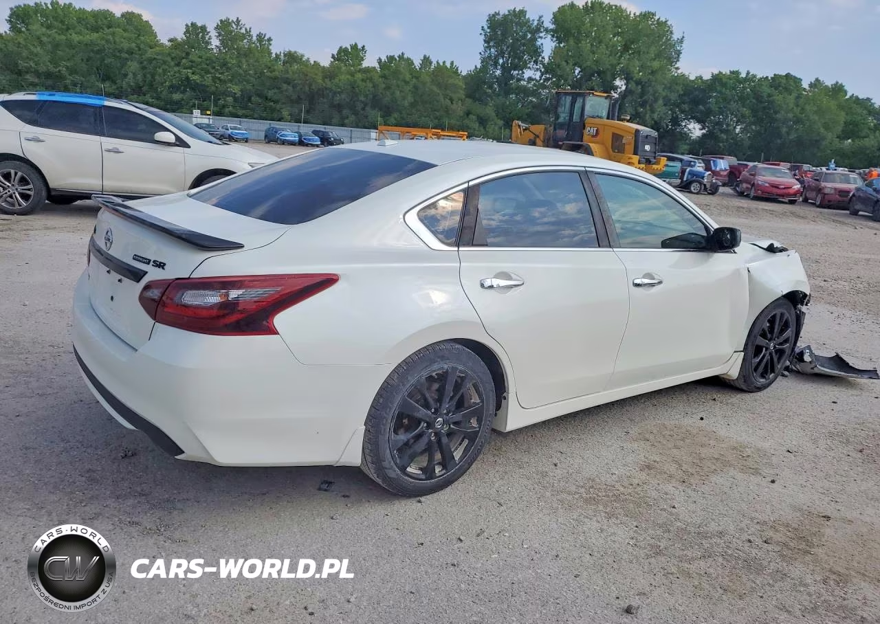 2018 Nissan Altima 2.5 Sr VIN:1N4AL3AP0JC269565 - 3