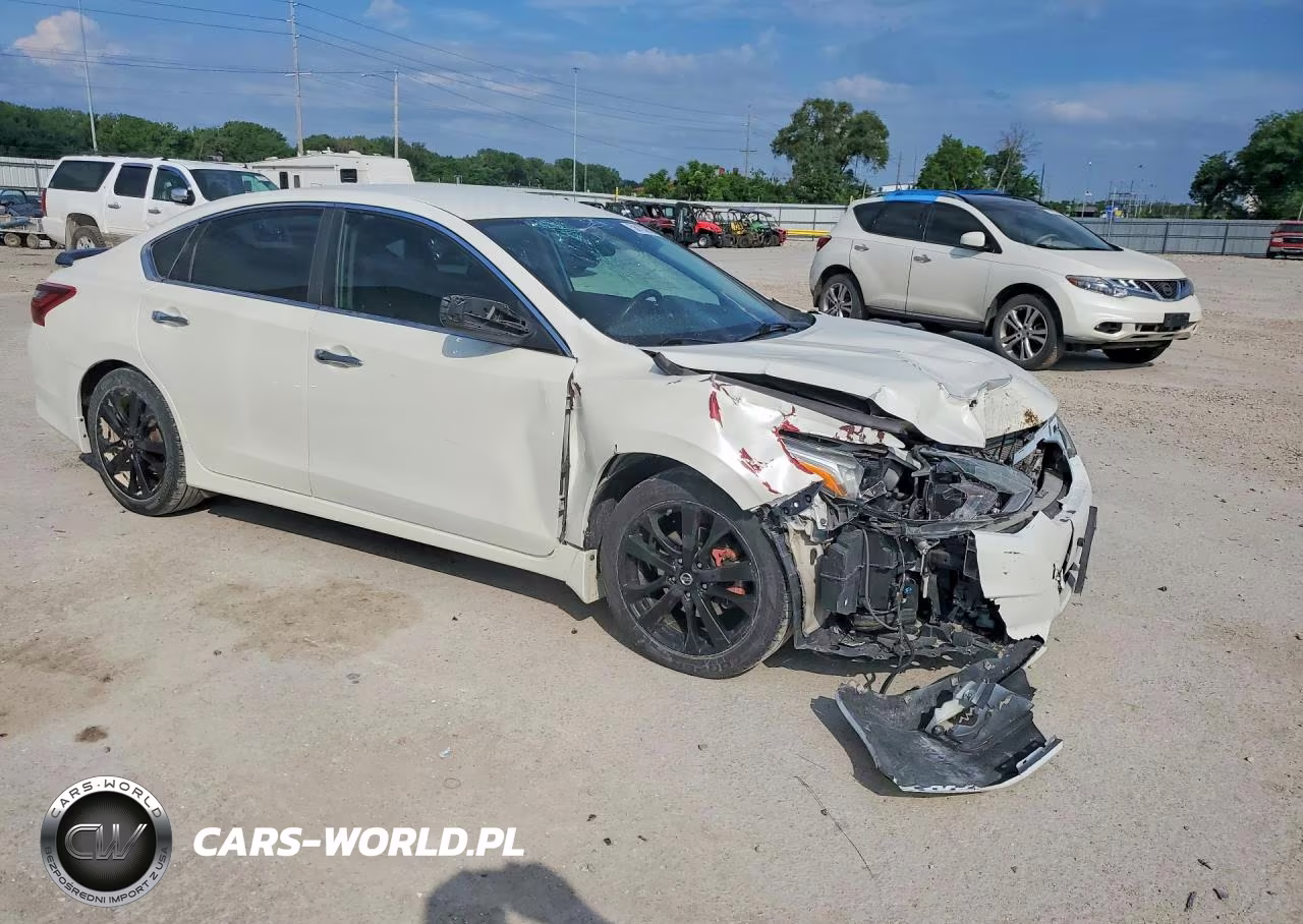 2018 Nissan Altima 2.5 Sr VIN:1N4AL3AP0JC269565 - 4