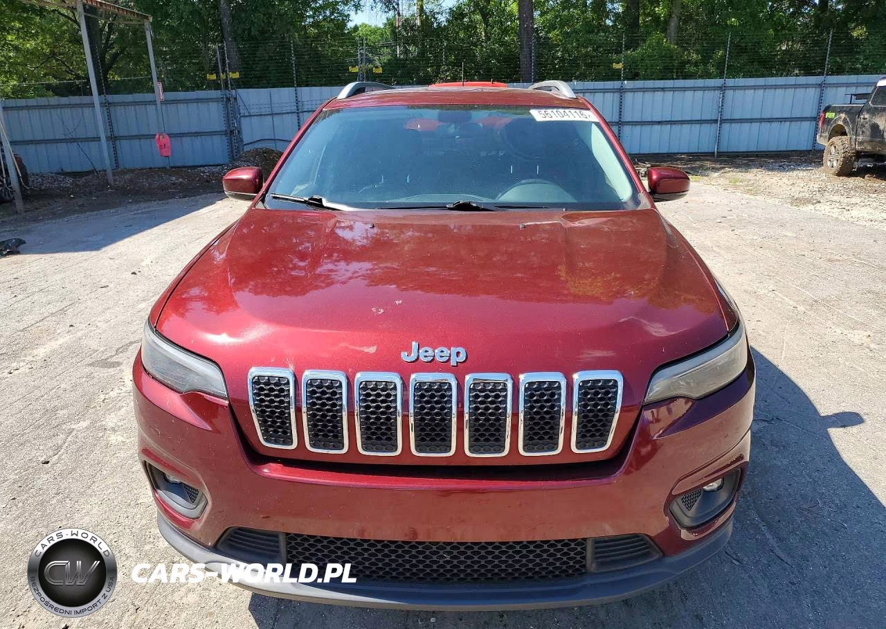 2019 Jeep Cherokee Latitude Plus VIN:1C4PJLLB9KD263819 - 5