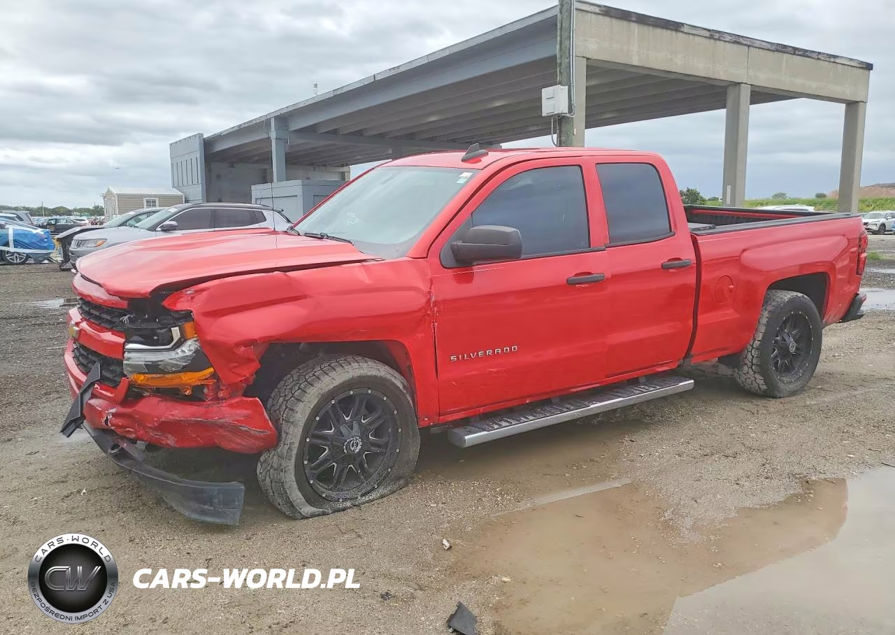 2018 Chevrolet Silverado C1500 Custom – zdjęcie 1 z 12