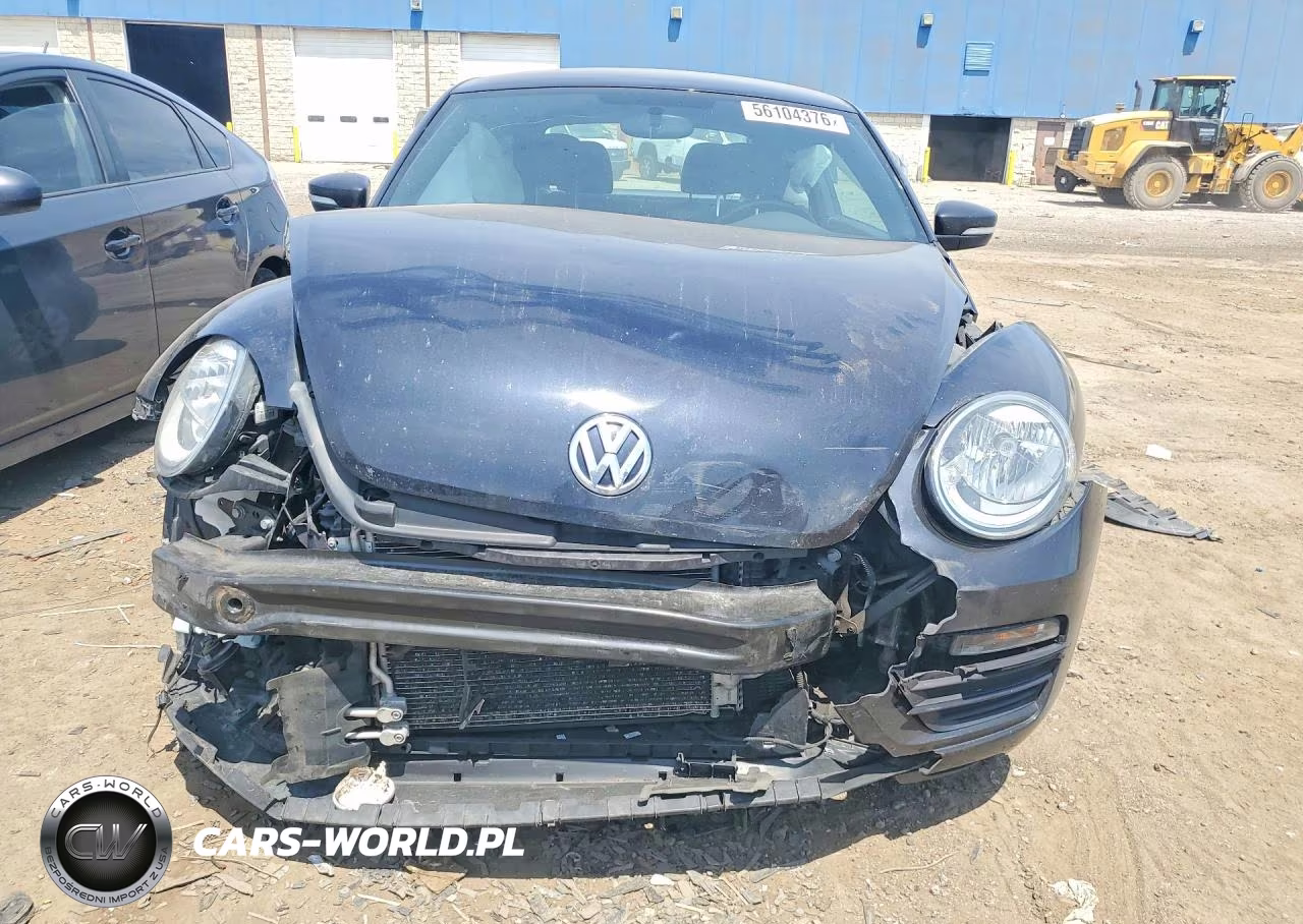 2019 Volkswagen Beetle S VIN:3VWFD7AT7KM714902 - 5