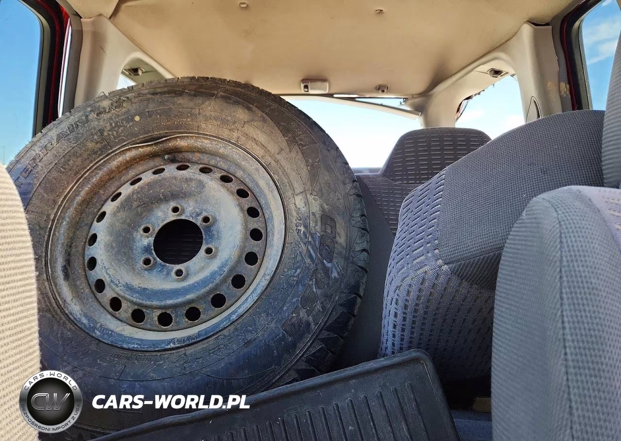 2001 Nissan Xterra Xe-V6 VIN:5N1ED28YX1C556683 - 10