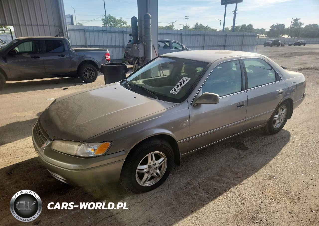 1999 Toyota Camry Le