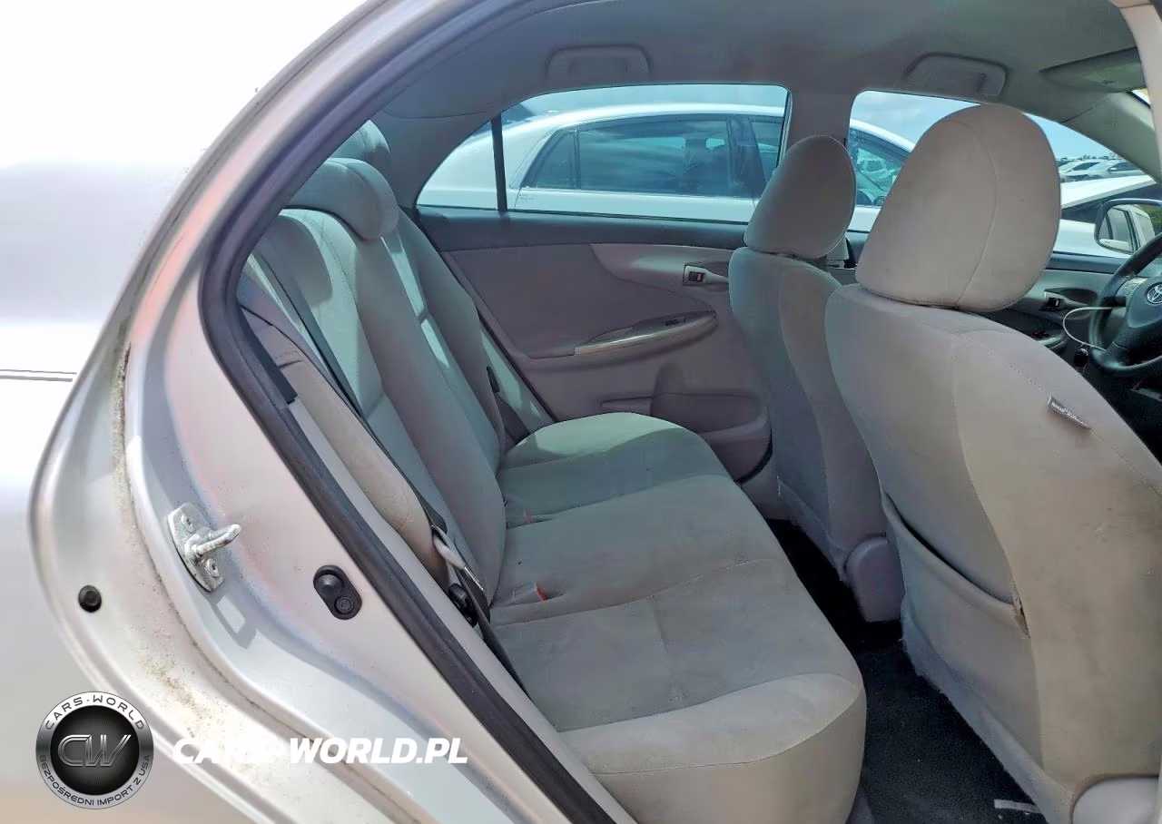 2013 Toyota Corolla Le VIN:5YFBU4EE1DP118529 - 10