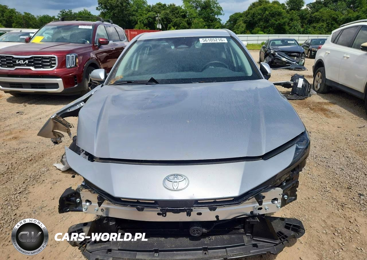 2025 Toyota Camry Le VIN:4T1DAACK8SU580381 - 5