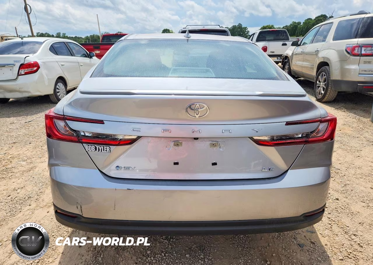 2025 Toyota Camry Le VIN:4T1DAACK8SU580381 - 6