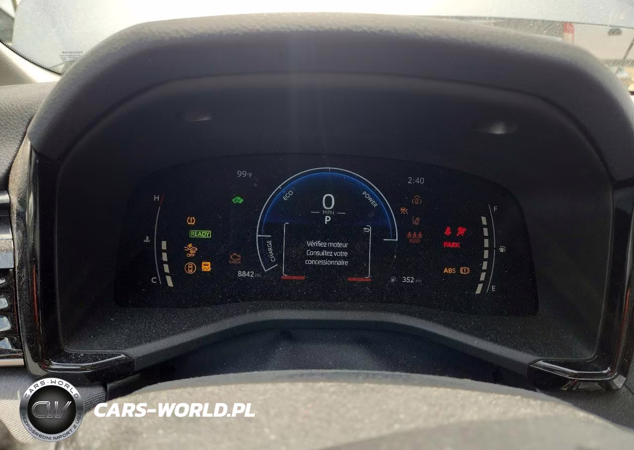 2025 Toyota Camry Le VIN:4T1DAACK8SU580381 - 9