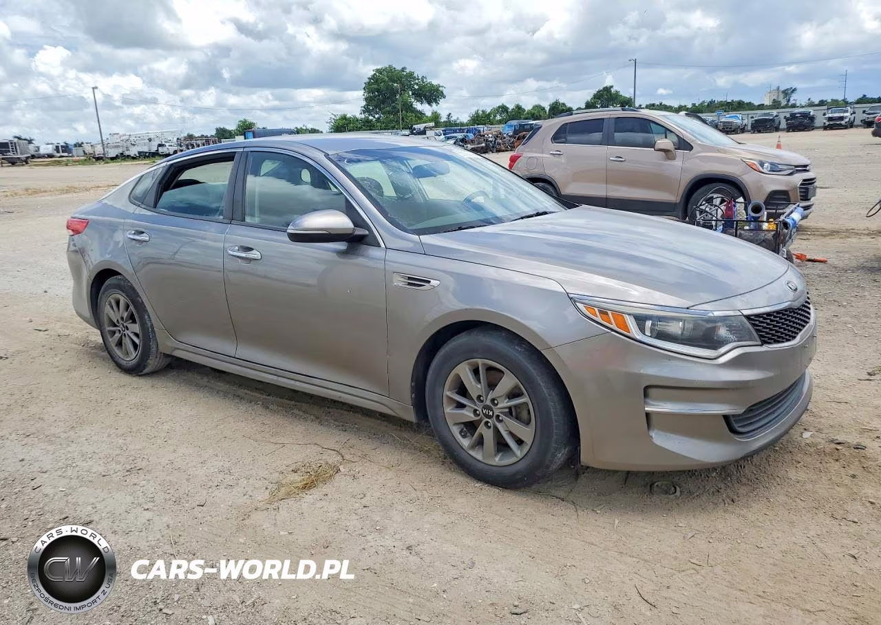 2016 Kia Optima Lx VIN:5XXGT4L16GG087302 - 4