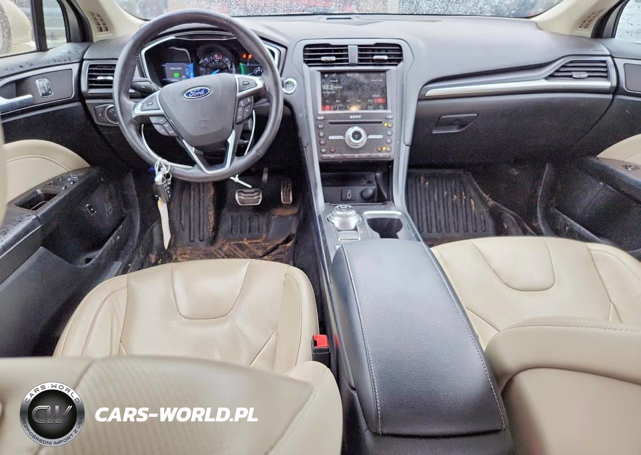 2018 Ford Fusion Titanium VIN:3FA6P0RUXJR120889 - 8