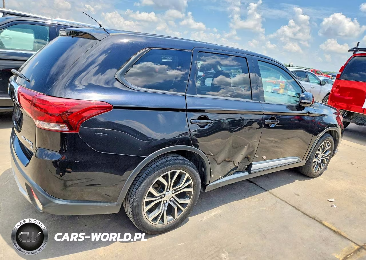 2016 Mitsubishi Outlander Se VIN:JA4AD3A38GZ011797 - 3