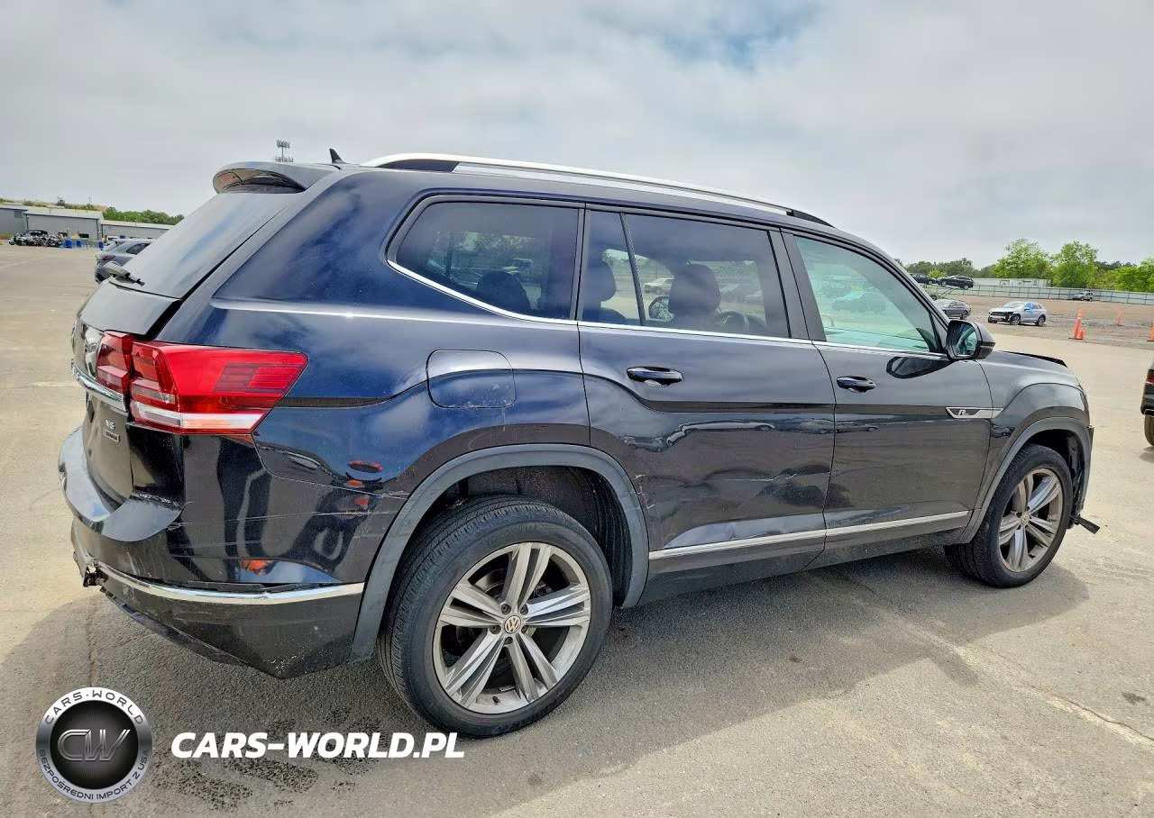 2018 Volkswagen Atlas Sel VIN:1V2RR2CA4JC530404 - 3