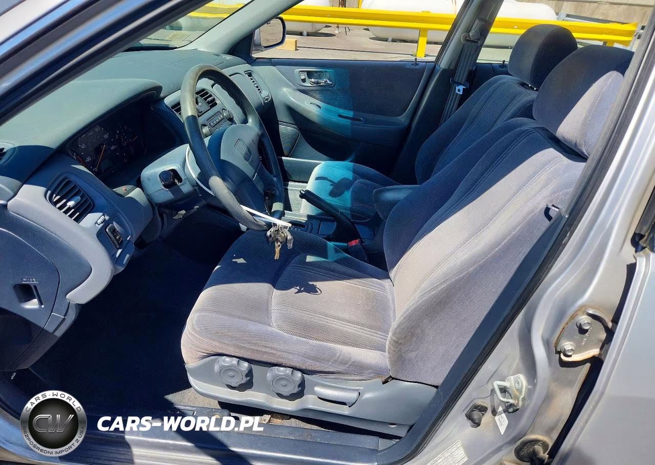 1999 Honda Accord Lx VIN:1HGCG6653XA000210 - 7